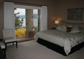 A Lakeview Heights Bed & Breakfast - Image 4