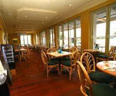 Pembroke Hotel - Image 5