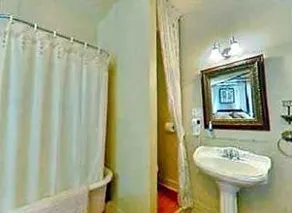 Mckitrick House Inn - Image 4