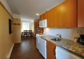 Elizabeth Lake Lodge - Image 2