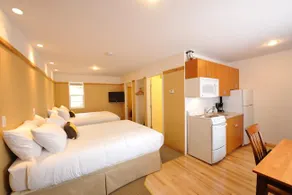 Elizabeth Lake Lodge - Image 4