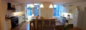 The Pines House - Image 5