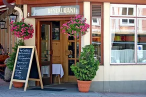 Goldene Krone Hotel - Image 2