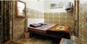 Hotel Raj - Image 2