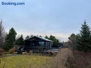 Thingvallavatn lake cottage - Image 2