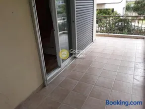 Sea-Side Voula Athens Apartment - Image 2