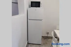2 Bedroom in Salou center with Pool and Parking - Image 2