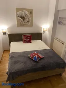River View Apartment - Image 5