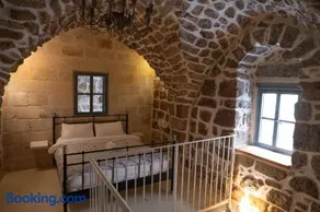 Duplex apartment in old Acre - One Thirty one - Image 2