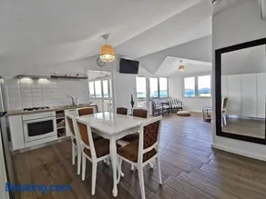 Spectacular penthouse suite in Hvar centre - Image 4