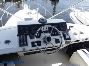 Gladys - Waterfront Bayliner 32 - Image 2