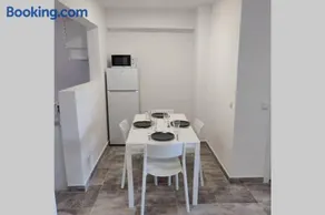 2 Bedroom in Salou center with Pool and Parking - Image 4