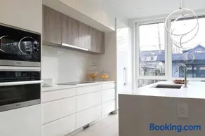 Travive Point Grey - Image 2