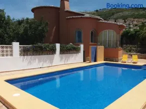 Gepflegtes Ferienhaus mit großem Privatpool - Image 2