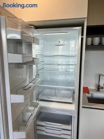Perfectly Positioned One Bedroom Apartment - Image 2