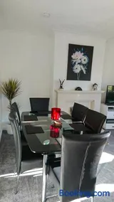 Carnock Road Apartment - Silverburn Shopping Centre - Image 3