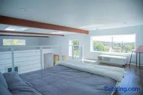 4911A Villas - Image 4