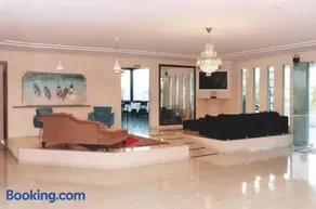Gran Hotel Residence - Image 3
