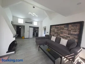 GALA Apart - Image 4
