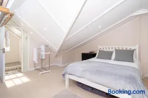 Charlies Cottage in Cape Town - Image 3