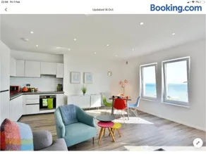 10 Marine Parade - Image 3