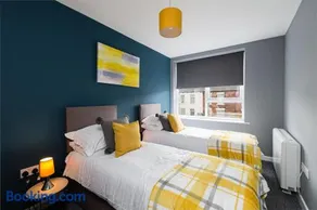 Large flat near BAE & Ribby Hall Free Parking WiFi - Image 4