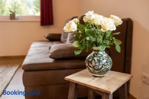 Lauras Apartment - Image 3