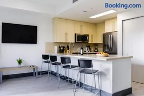 Amazing Townhouse 7 Miles From the Beach - NTH9 - Image 5