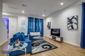 The GoodHouse/Downtown/Sleeps12/RoofTop/ArcadeGameroom - Image 4