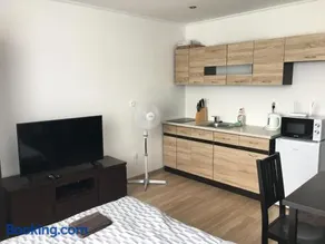 LOVELY STUDIO APARTMENT - Image 3