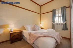 Daisy's Cottage - Image 4