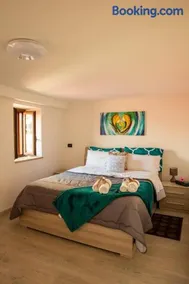 Terry Home - Image 4