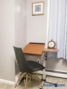 Luxury Inn - Image 3