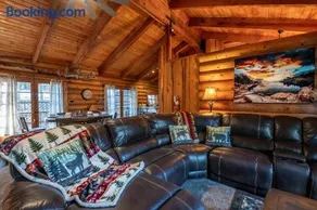 Summit Lifts and Logs Cabin - Image 5