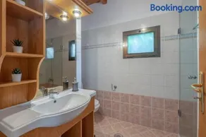 Cozy maisonette close to the city and the beach - Image 4