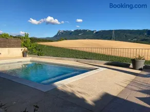 Gîtes pour 4 pers avec panorama sur les 3 Becs - Image 2