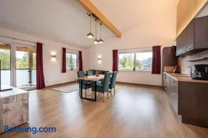 Lauras Apartment - Image 2