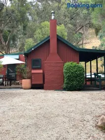 Kerrisdale Railway Cottage - Image 2