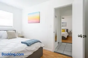 Hollywood Private Pool, 4 Bedrooms Vacation Rental - Image 3
