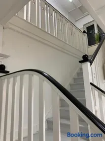 Brighton House - Image 3
