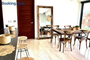 Puerto Cancun Beautiful Boho 2BD - Image 4