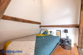 Duplex 1 bedroom near Grand Place - Image 4