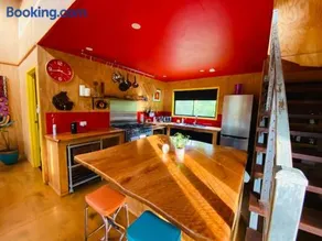 TIMBER GYM "Frank's Place" Funky Arthouse - Image 2
