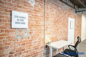 Luxe Cozy Loft Located in the Heart of Downtown - Image 3