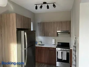 Comfy Studio Apt. Near Downtown Newark! - Image 4