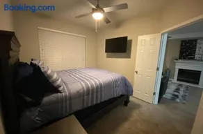 Entire 2 BR luxury apartment Buckhead/Brookhaven - Image 3