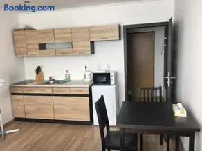 LOVELY STUDIO APARTMENT - Image 2