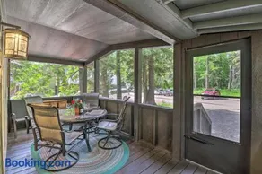 2 Bedroom Cabin Inside Glacier National Park - Image 2