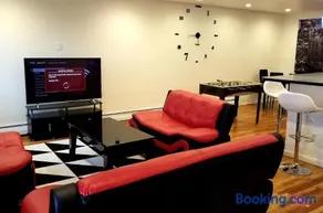 Large Apartment in Brooklyn+ Balcony (Water View) - Image 5