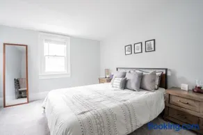 Center Pointe - Image 3